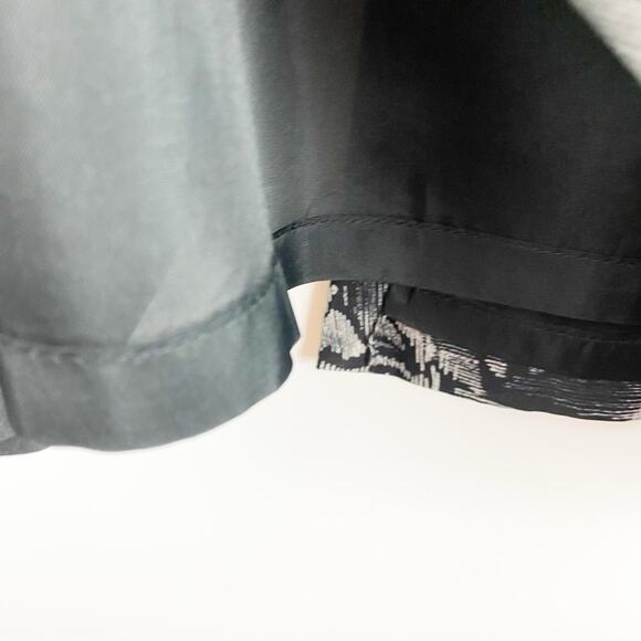 Banana Republic Silk Wool Pleated Sheath Dress Black Floral Womens Size 4 - Picture 13 of 13